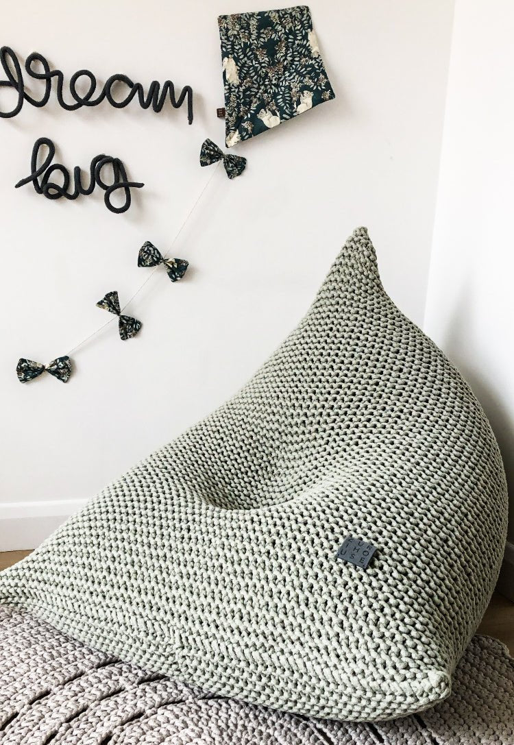 Knitted bean bag KIDS | LIGHT OLIVE 60x90cm - Zuri House