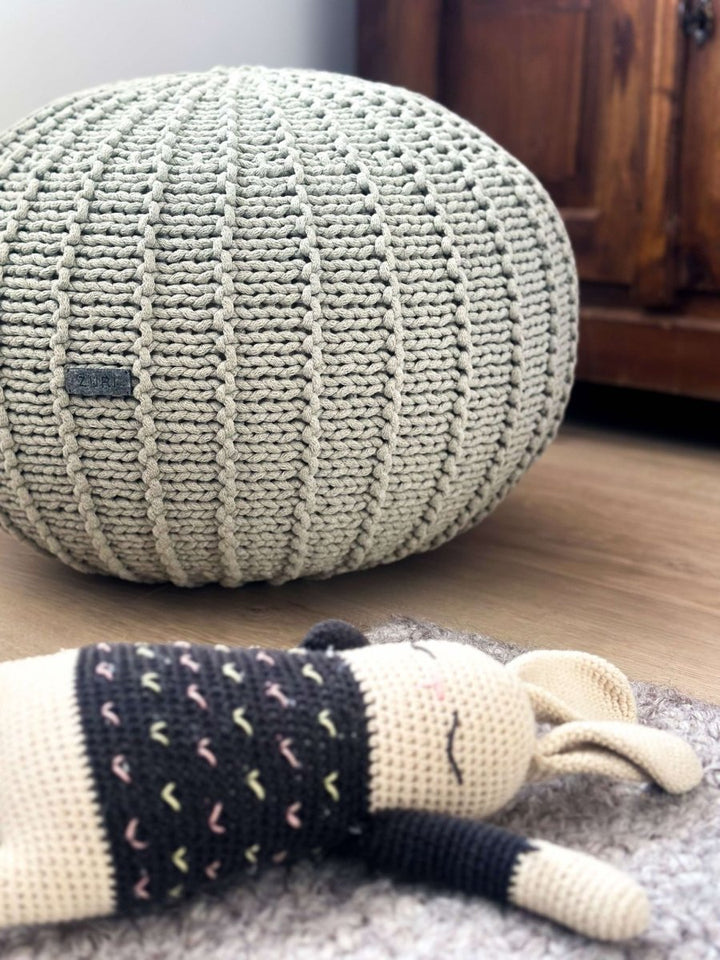 Knitted pouffe, Medium | LIGHT OLIVE - Zuri House