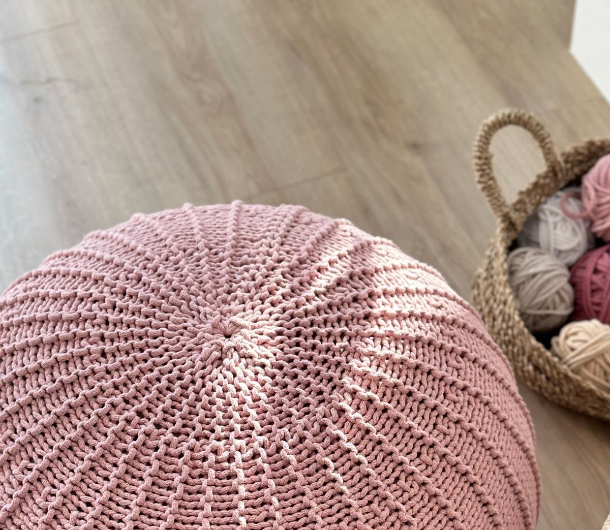 Knitted pouffe, Small | POWDER PINK - Zuri House