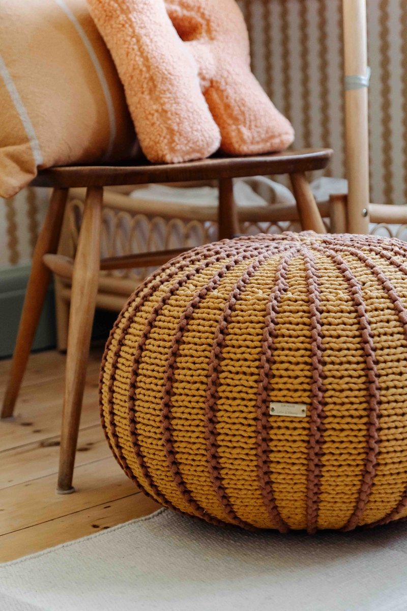 Knitted pouffe ZIGGY | CINNAMON - Zuri House