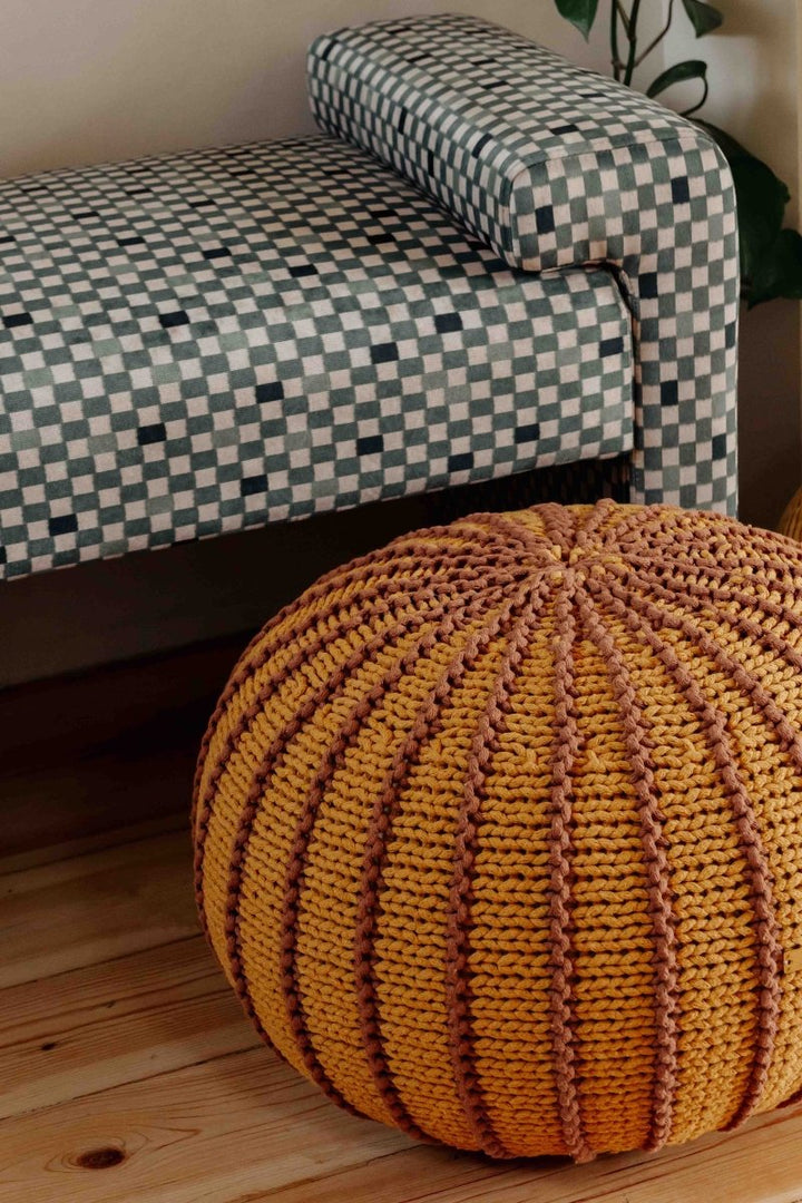 Knitted pouffe ZIGGY | CINNAMON - Zuri House
