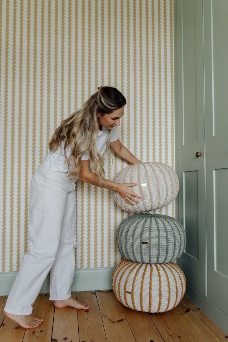 Knitted pouffe ZIGGY | LIGHT OLIVE - Zuri House