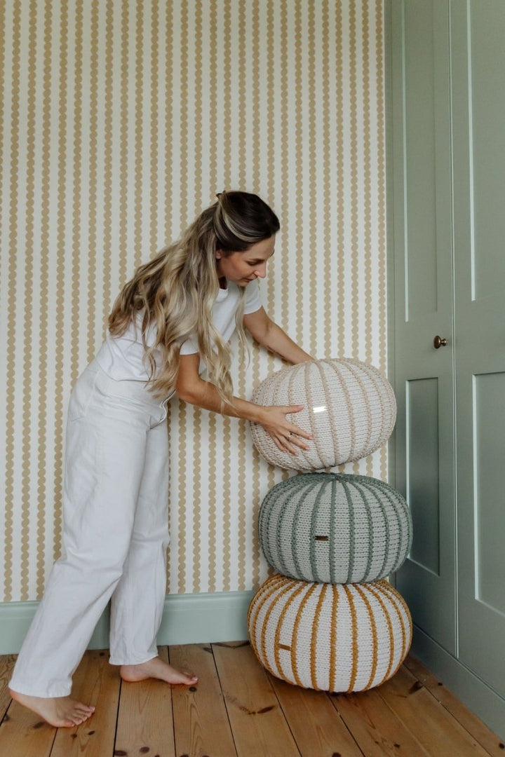 Knitted pouffe ZIGGY | LIGHT OLIVE - Zuri House