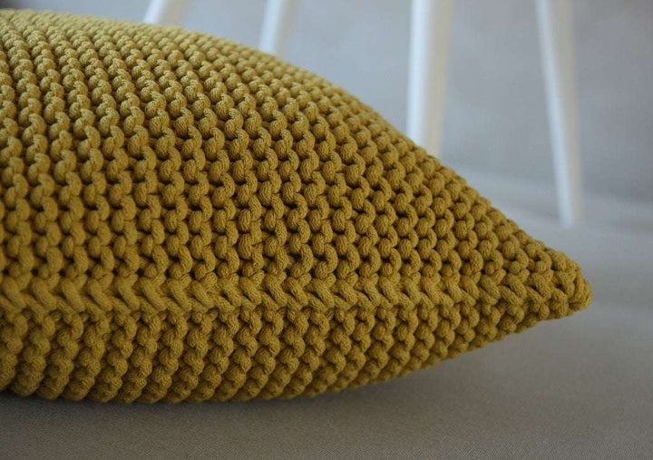 Knitted square cushion | GOLDEN KIWI - Zuri House
