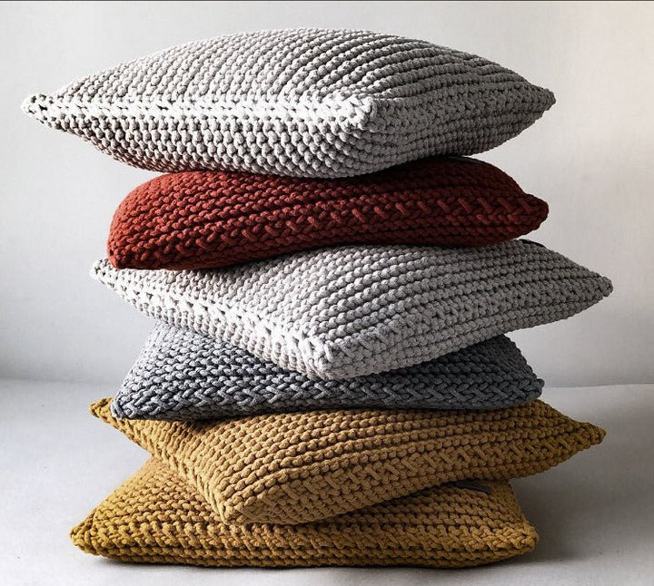 Knitted square cushion | OATMEAL - Zuri House