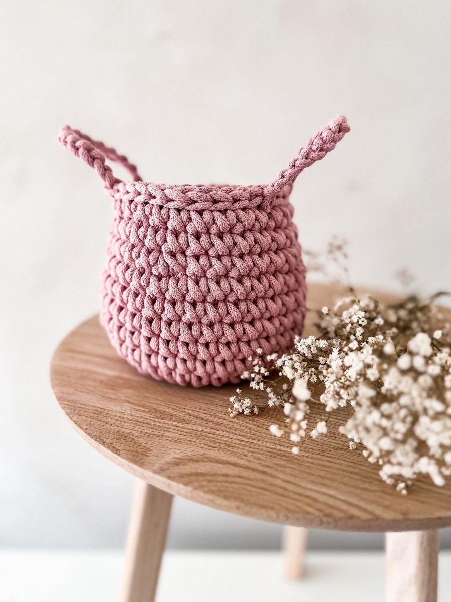 Small Crochet Basket PATTERN - Zuri House