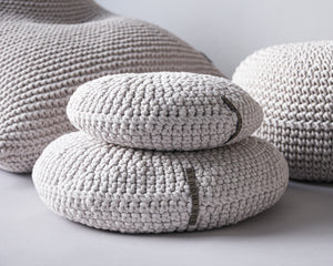Crochet round cushion | OATMEAL