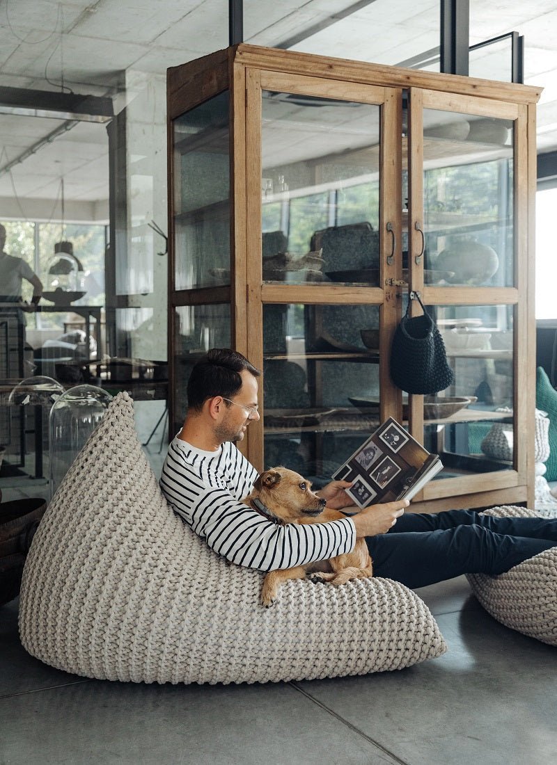 Chunky knitted bean bag | OATMEAL - Zuri House