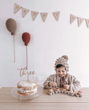 Crochet balloon | OATMEAL - Zuri House