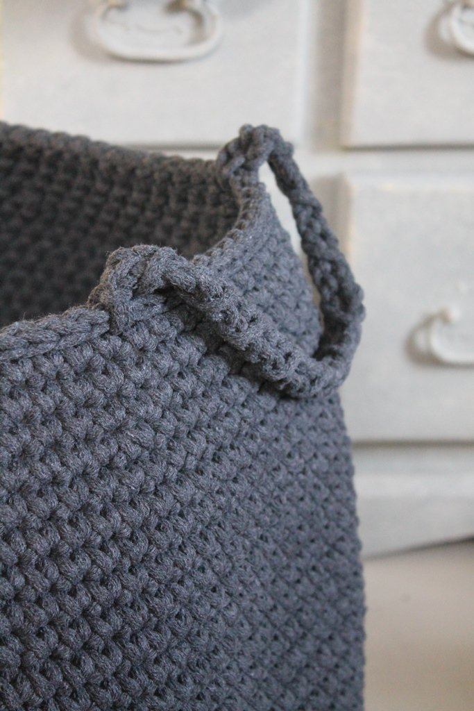 Crochet basket, size XL | CHARCOAL - Zuri House