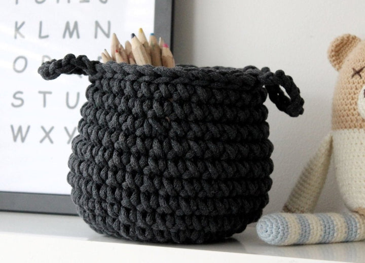 Crochet basket, Small | CHARCOAL - Zuri House