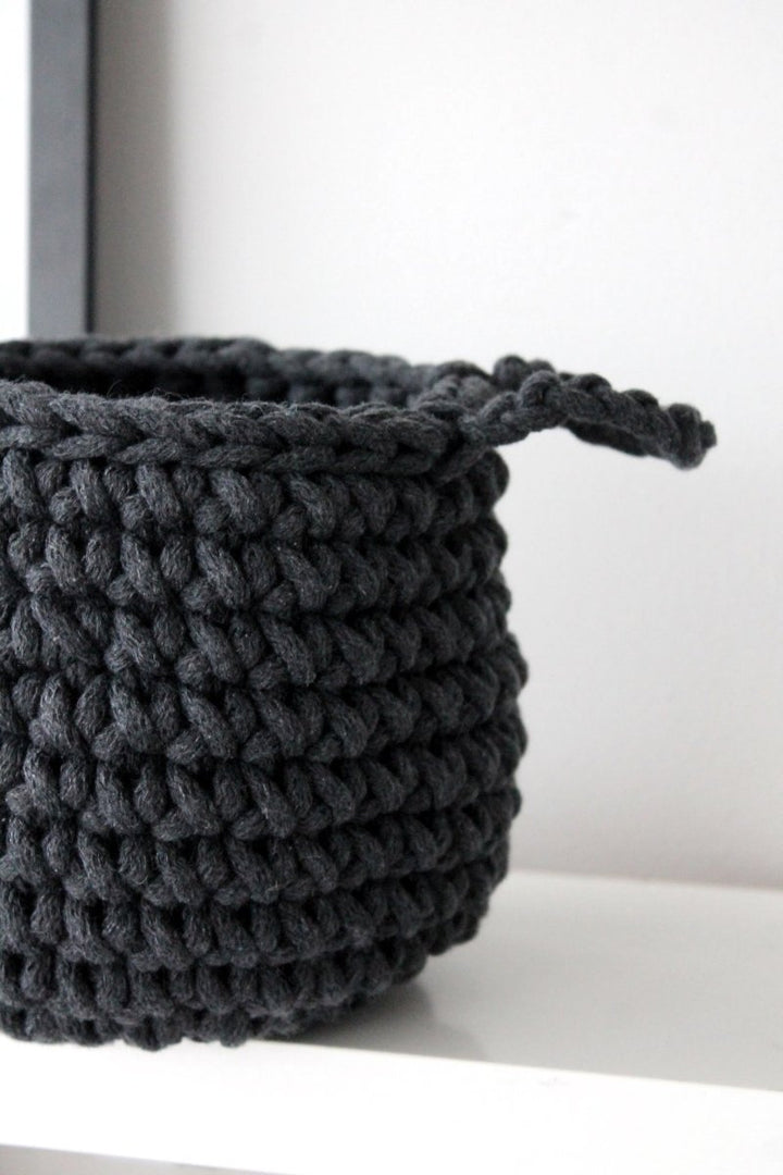 Crochet basket, Small | CHARCOAL - Zuri House