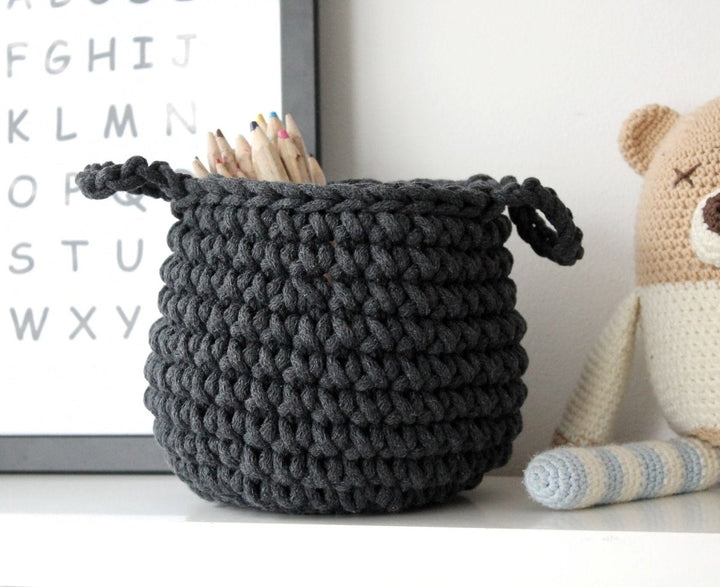 Crochet basket, Small | CHARCOAL - Zuri House
