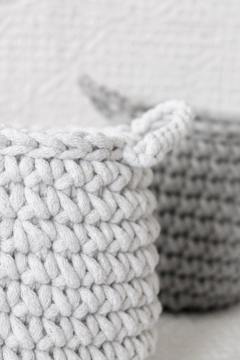 Crochet basket, Small | LIGHT GREY - Zuri House