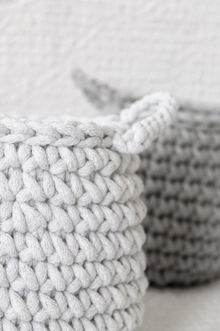 Crochet basket, Small | LIGHT GREY - Zuri House