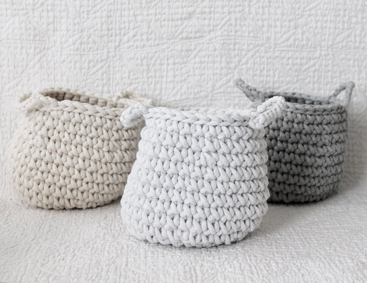 Crochet basket, Small | LIGHT GREY - Zuri House