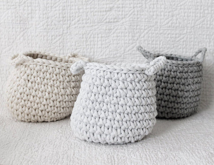 Crochet basket, Small | LIGHT GREY - Zuri House