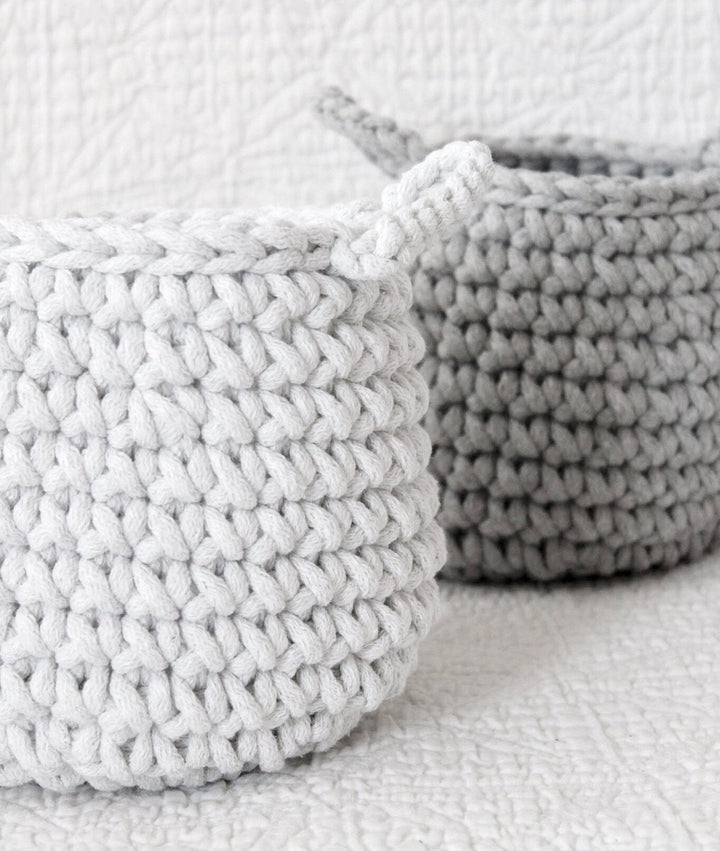 Crochet basket, Small | LIGHT GREY - Zuri House