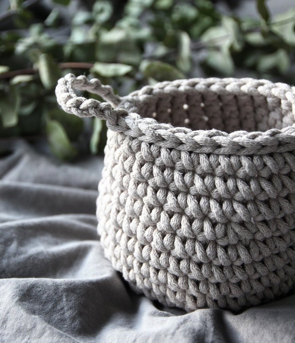 Crochet basket, Small | OATMEAL - Zuri House