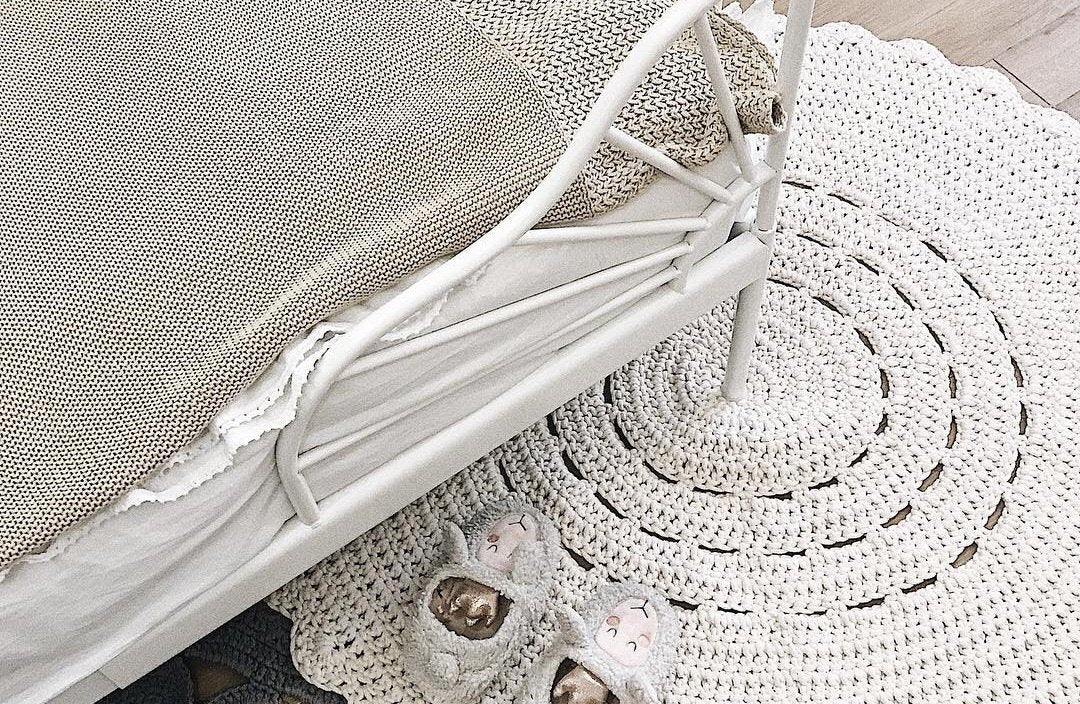Crochet doily rug | IVORY - Zuri House