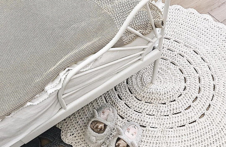 Crochet doily rug | IVORY - Zuri House