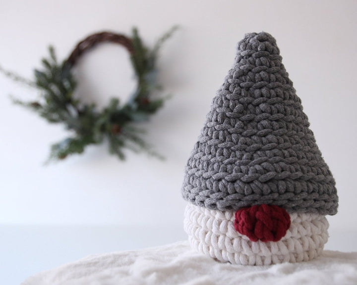 Crochet Gnome Christmas Basket - Zuri House