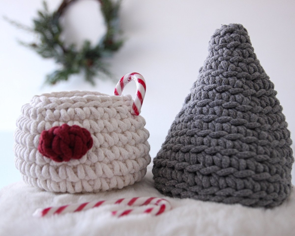Crochet Gnome Christmas Basket - Zuri House