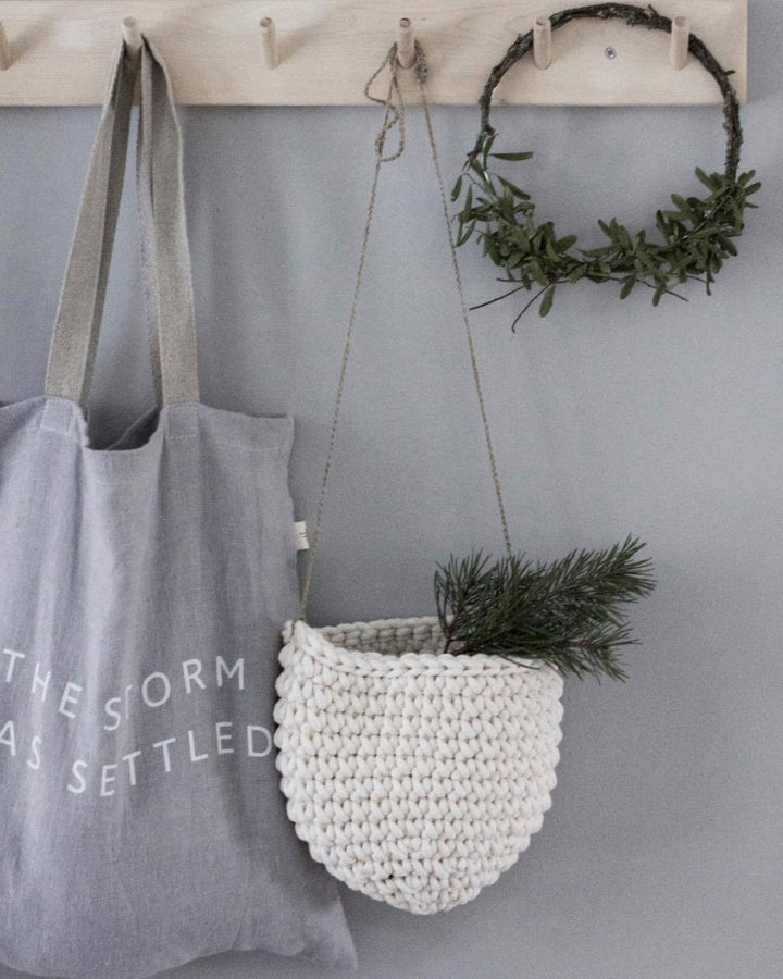Crochet hanging basket, Small | IVORY - Zuri House