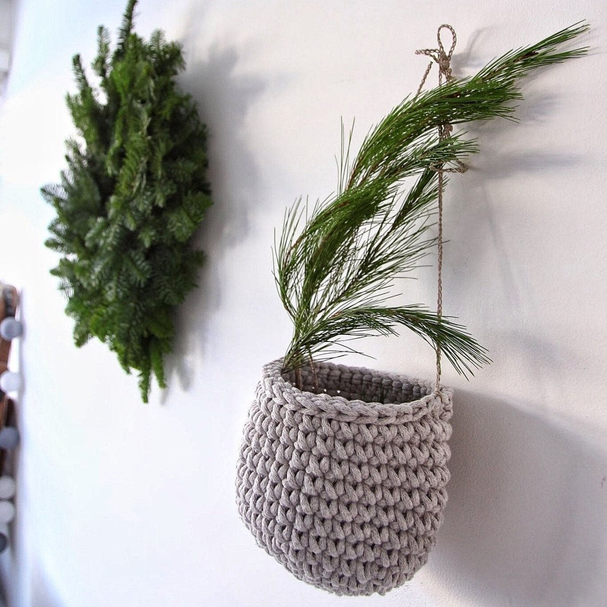 Crochet hanging basket, Small | OATMEAL - Zuri House