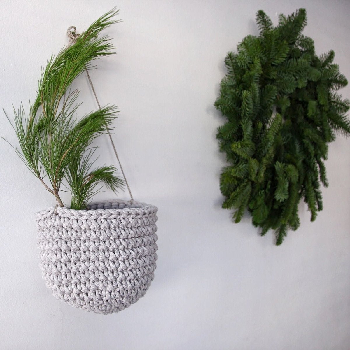 Crochet hanging basket, Small | OATMEAL - Zuri House