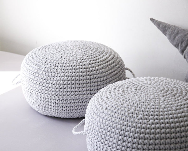 Crochet ottoman | LIGHT GREY - Zuri House
