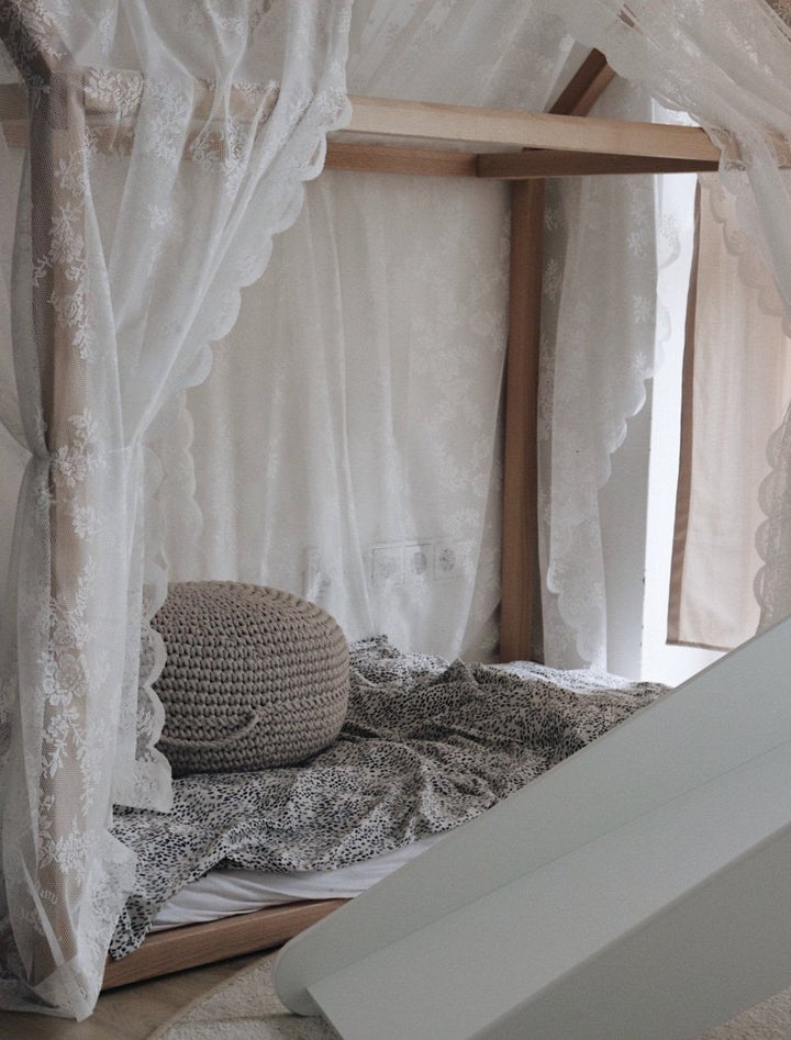 Crochet ottoman | OATMEAL - Zuri House