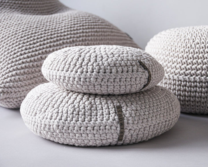 Crochet round cushion | OATMEAL - Zuri House