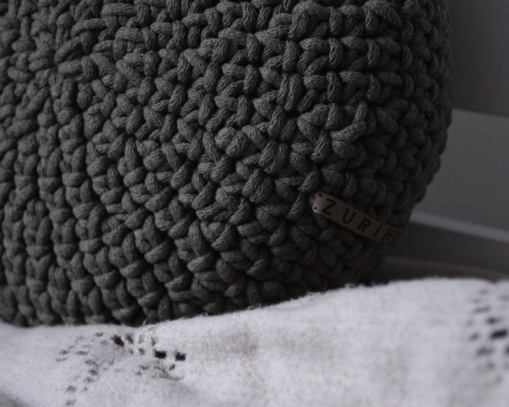 Crochet round cushion | OLIVE GREEN - Zuri House