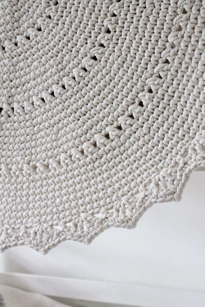 Crochet rug MANDALA | IVORY - Zuri House