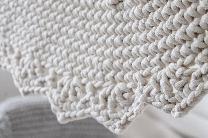 Crochet rug MANDALA | IVORY - Zuri House