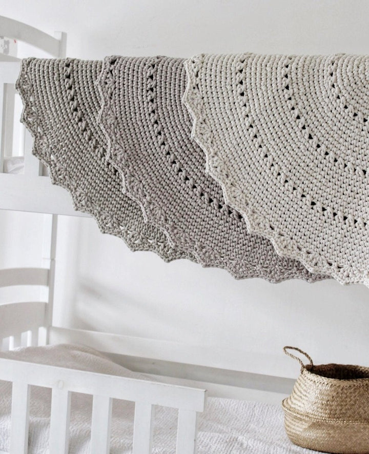 Crochet rug MANDALA | OATMEAL - Zuri House