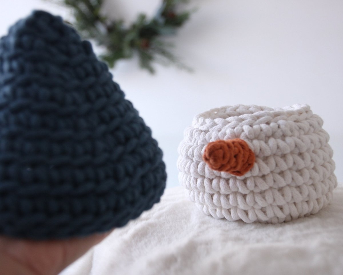 Crochet Snowman Basket | PETROL - Zuri House