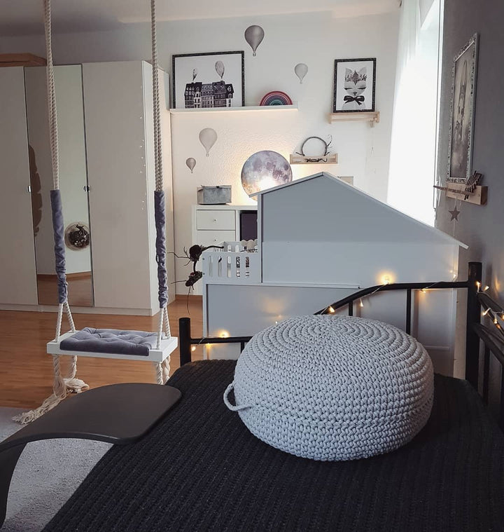 Crocheted ottoman LIGHT GREY - Zuri House