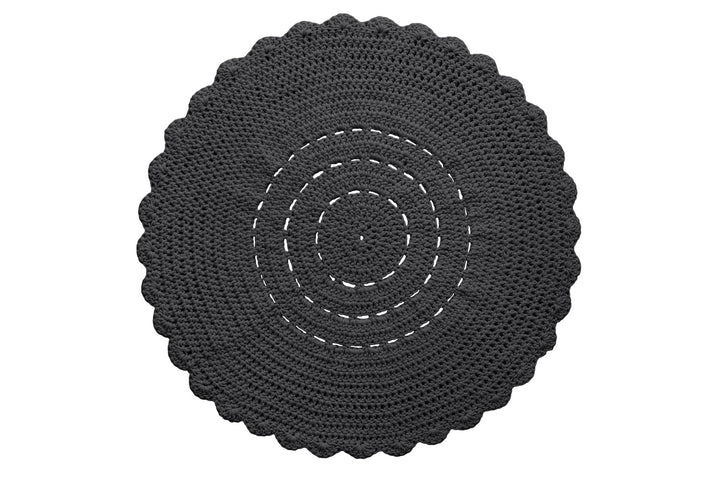 Doily rug CHARCOAL - Zuri House