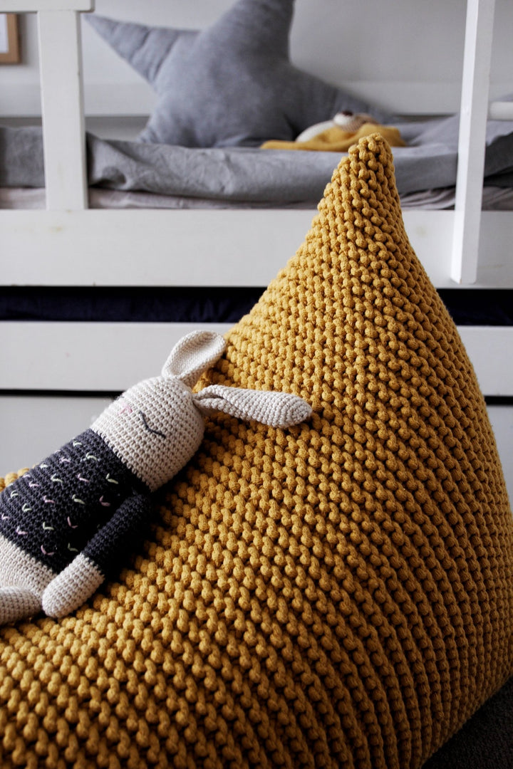 Knitted bean bag MUSTARD - Zuri House