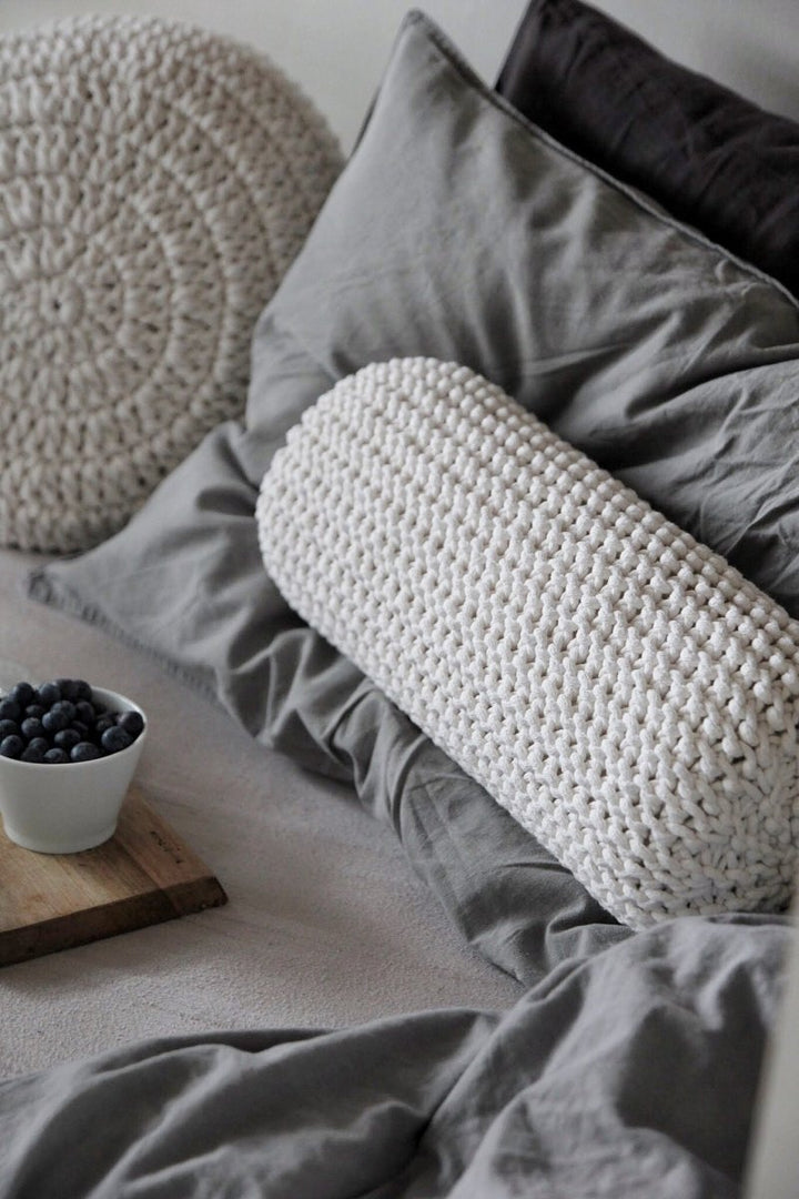 Knitted bolster cushion | IVORY - Zuri House