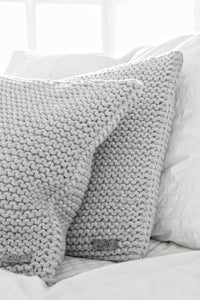 Knitted cushion LIGHT GREY - Zuri House