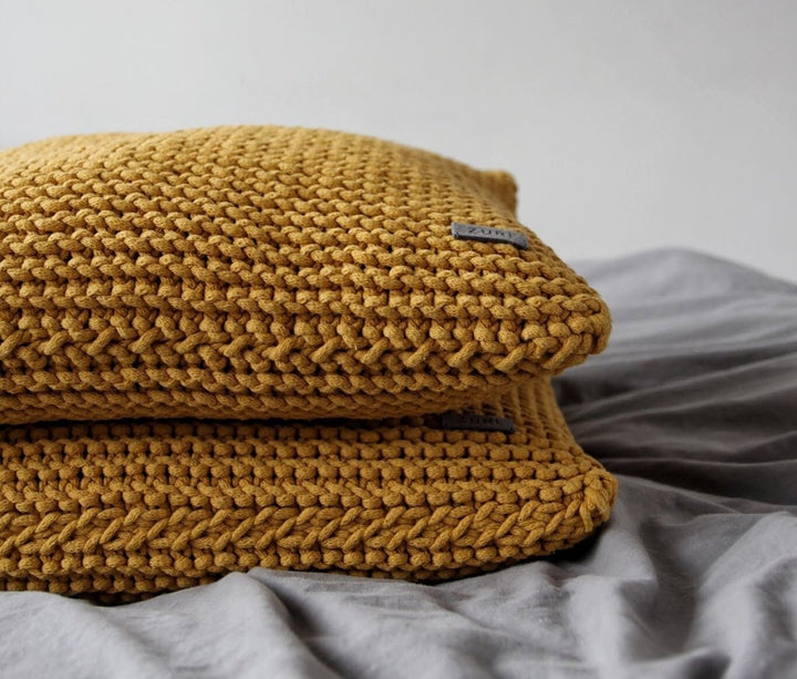 Knitted cushion | MUSTARD | R2G - Zuri House