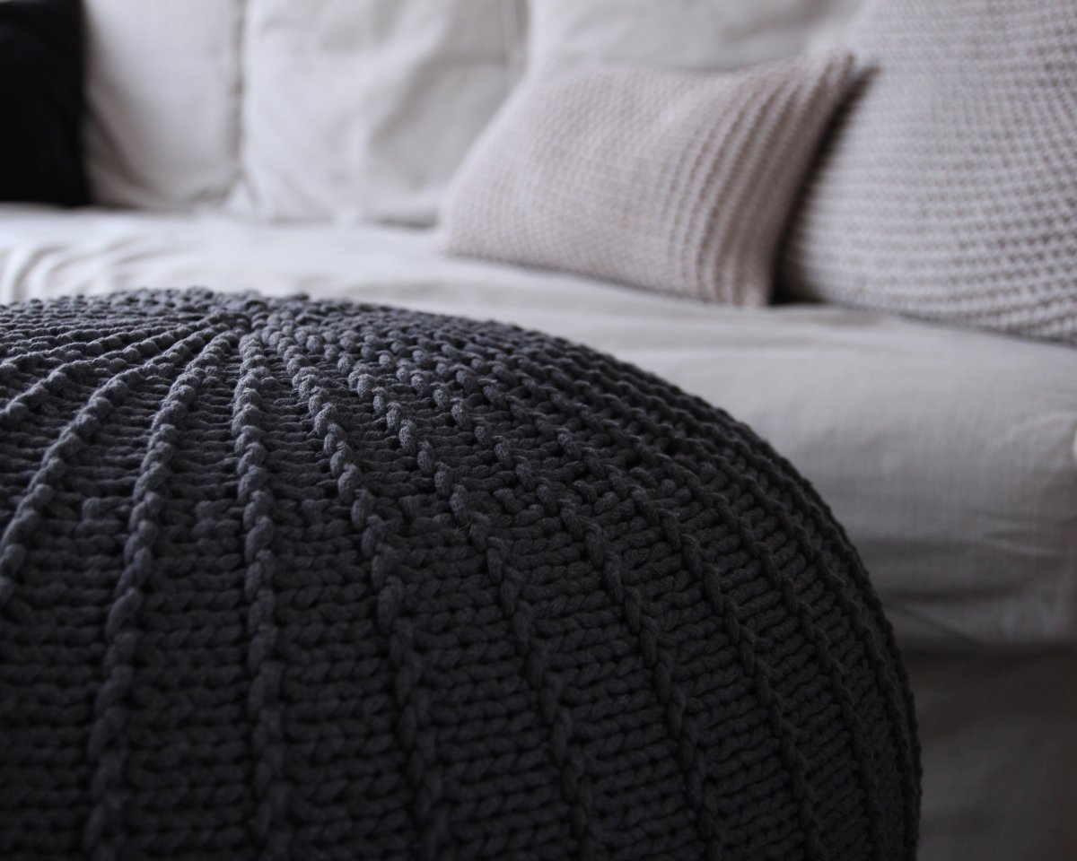 Knitted pouffe, Large | GRAPHITE - Zuri House