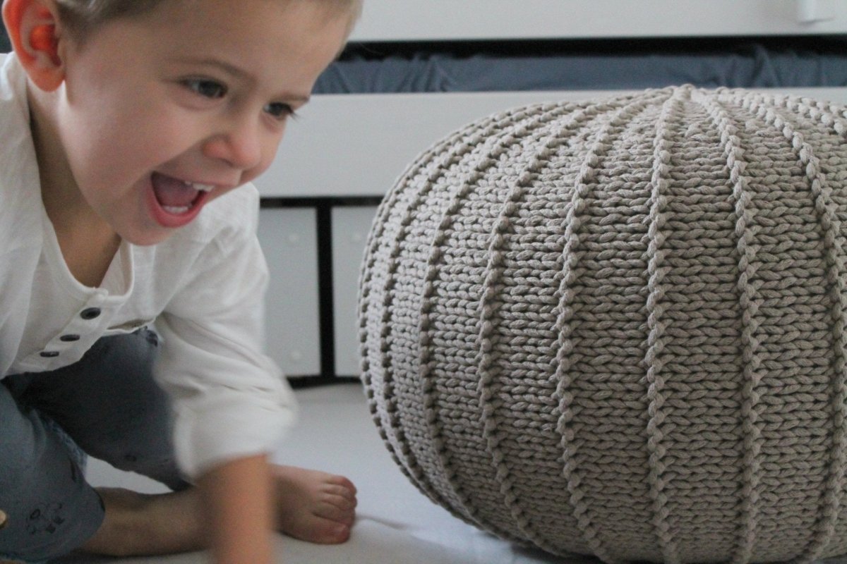 Knitted pouffe, Medium | BEIGE - Zuri House