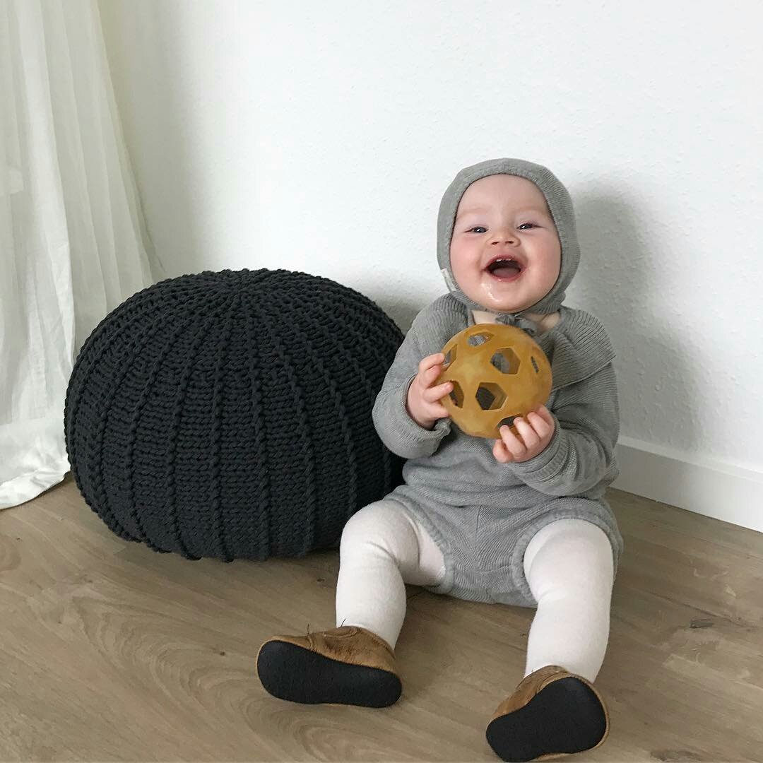 Knitted pouffe, Small | CHARCOAL | R2G - Zuri House