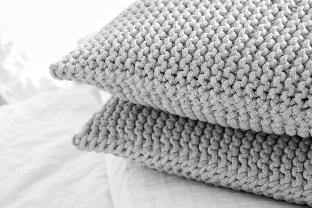 Knitted square cushion | LIGHT GREY | SET OF TWO 45x45cm - Zuri House