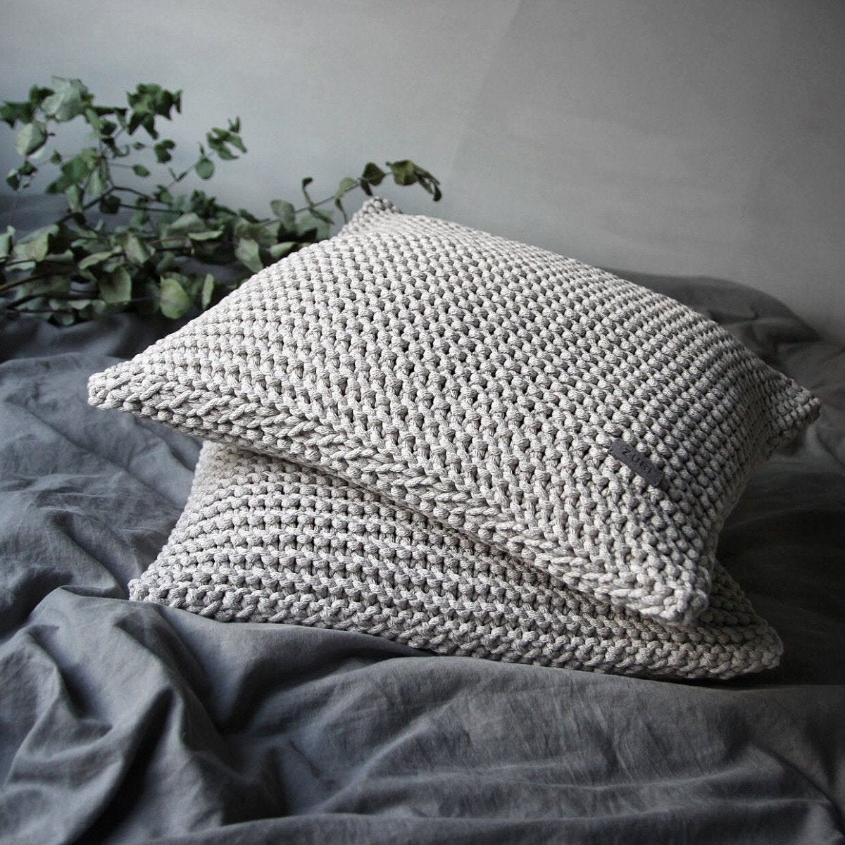 Knitted square cushion | OATMEAL - Zuri House