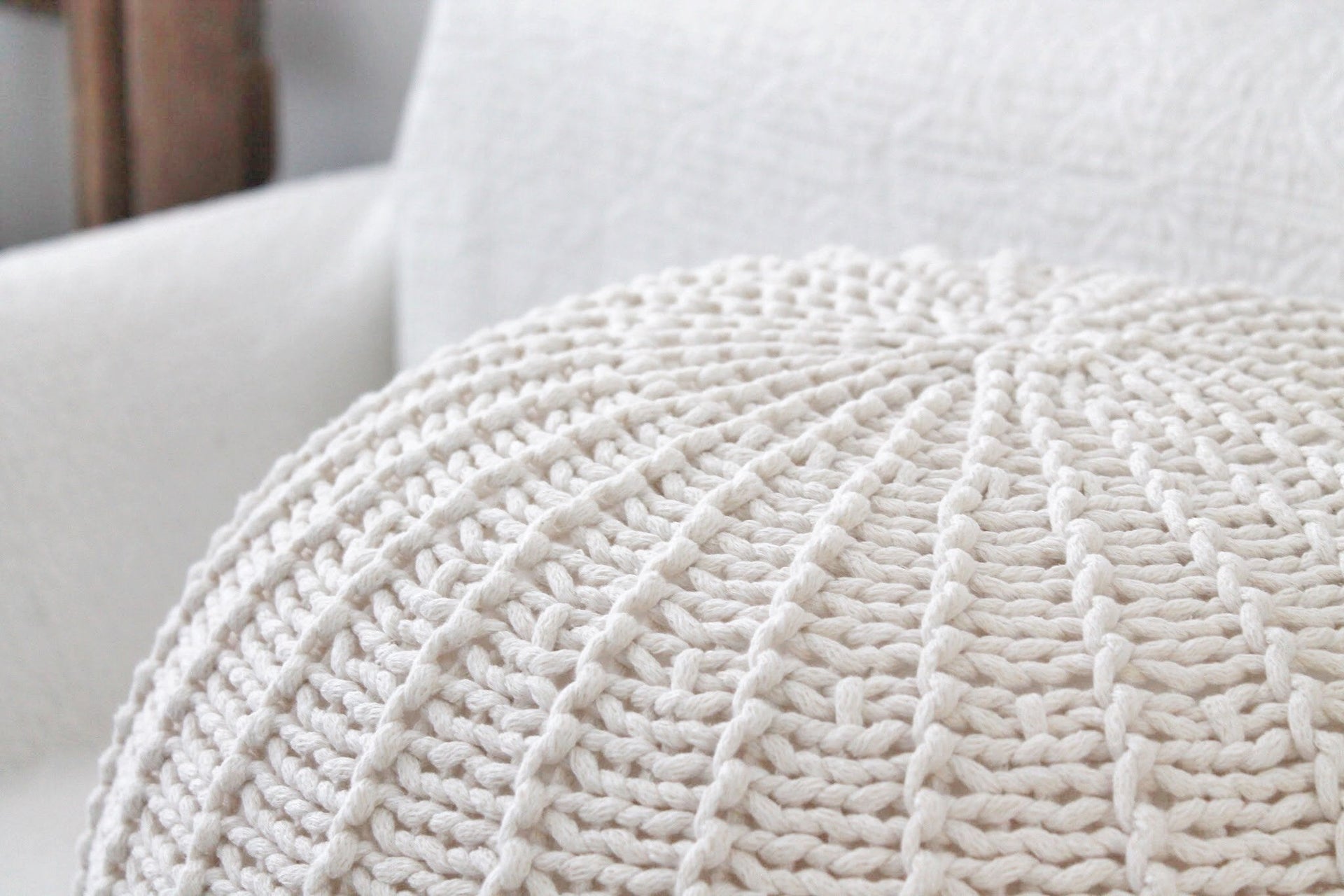 Large knitted pouffe IVORY - Zuri House